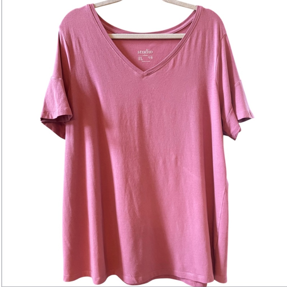 Studio By Denim & Company V-Neck Top With Short flutter sleeves. Pink. Size 1X.